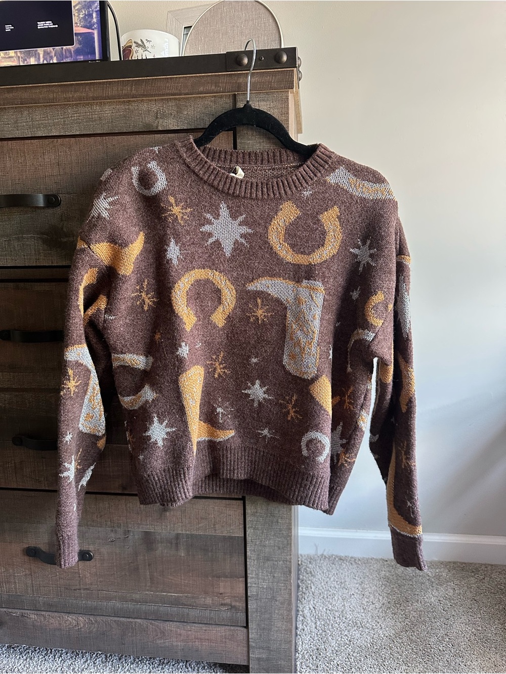 Cozy Brown Star & Horseshoe Knit Sweater - Women's